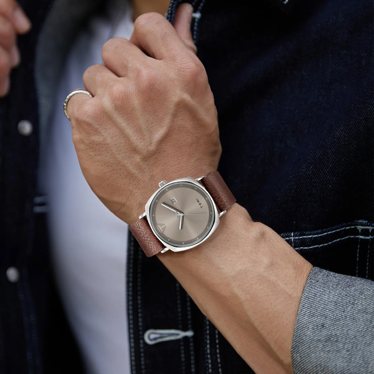 TOMI Men's 2-Piece Business Watch & Pen Gift Set